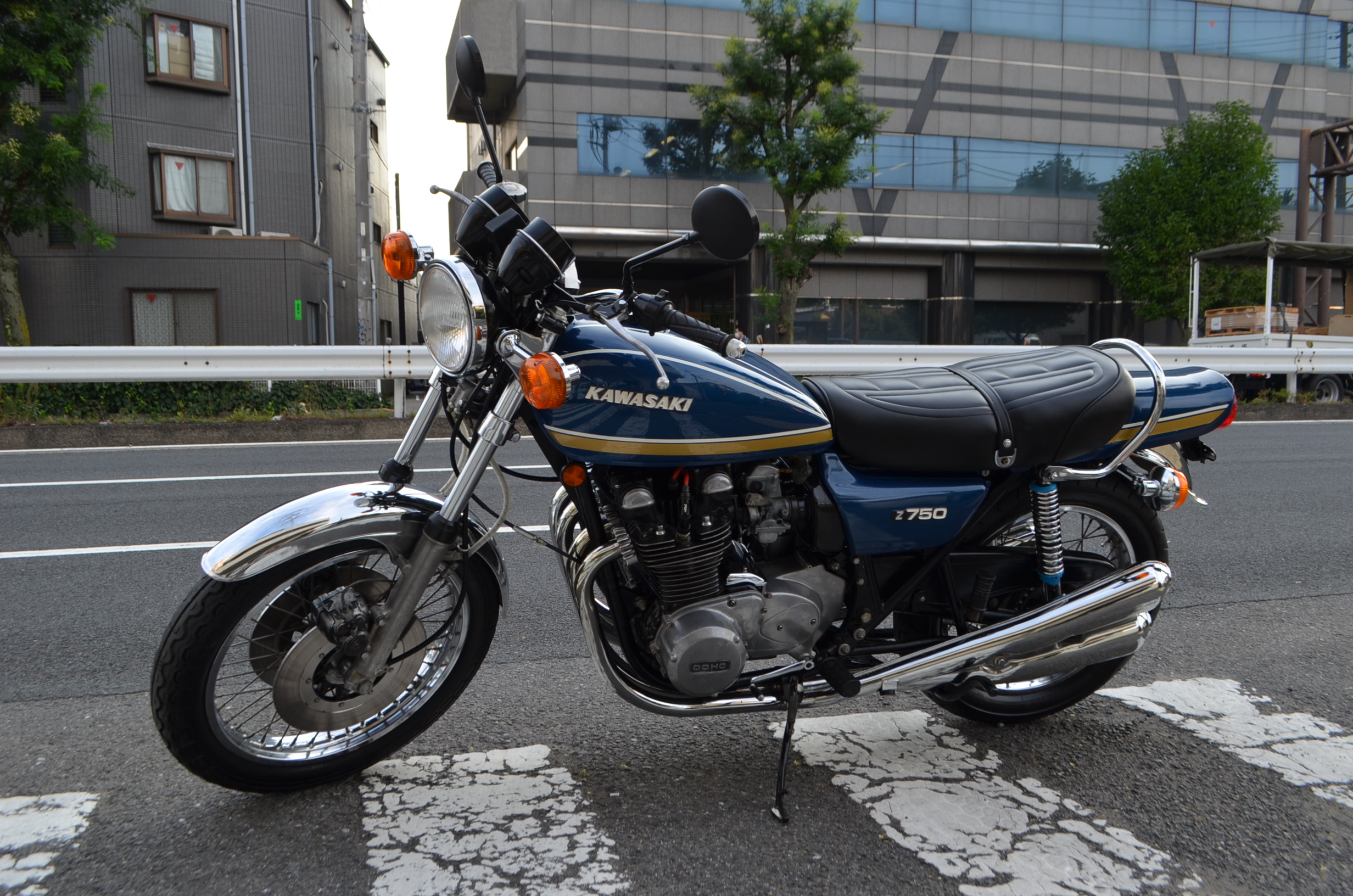 カワサキZ750F